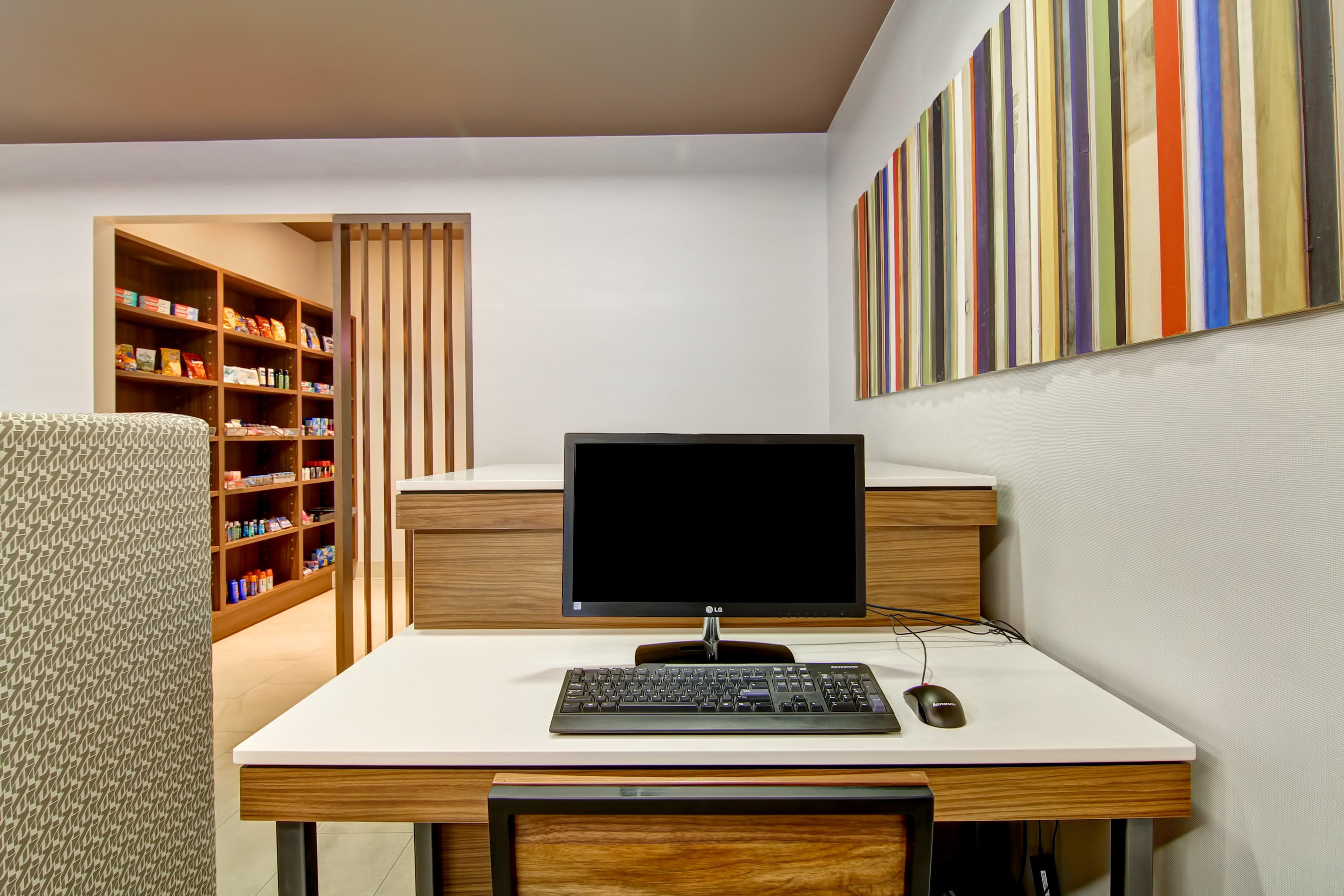 Holiday Inn Express Kamloops By Ihg Экстерьер фото